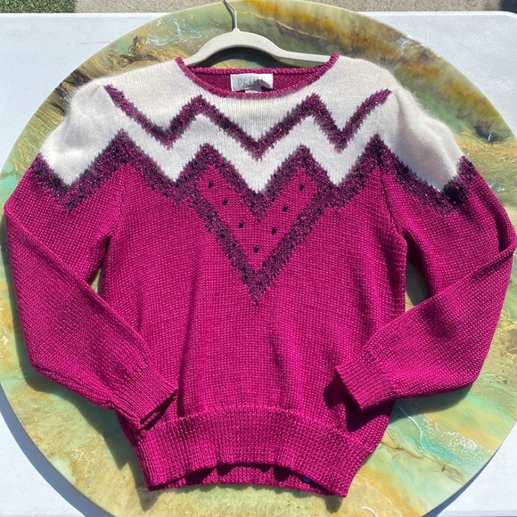 Petite Sophisticate Sweaters - Vintage Knit Pullover Sweater with Beads